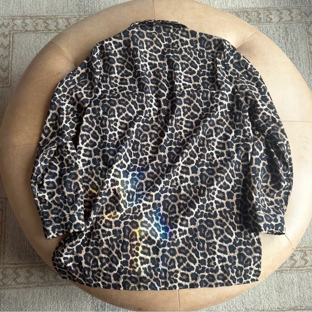 Michael Kors Leopard Animal Print Top Womens L Zip Up Blouse Lightweight Luxury - Picture 10 of 13